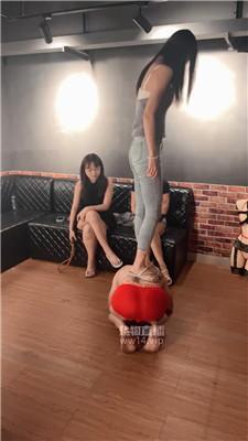 223455qjq0i7j85guu1ci8.jpg
